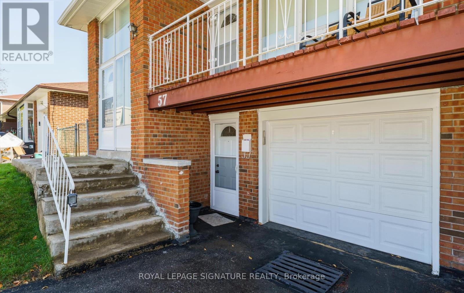 57 DARNBOROUGH WAY - 2