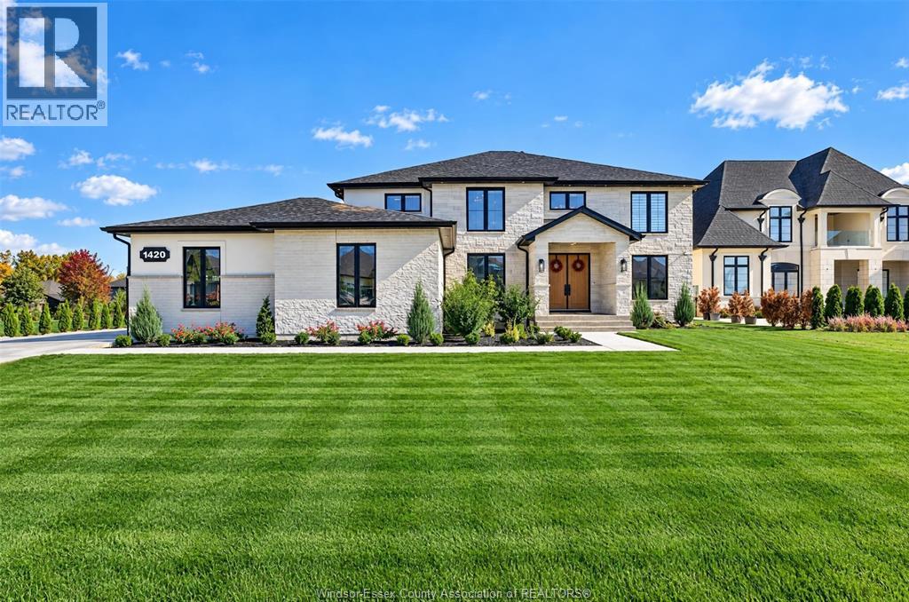 MLS# 26024608: 1420 MULLINS DRIVE, Lakeshore, Canada