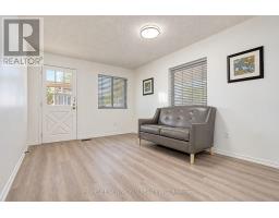 2001 Dundas Street W, Toronto, ON M6R1W7 Photo 13