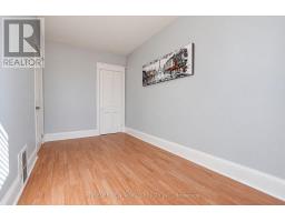2001 Dundas Street W, Toronto, ON M6R1W7 Photo 24