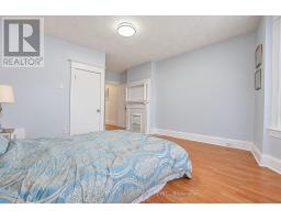 2001 Dundas Street W, Toronto, ON M6R1W7 Photo 20