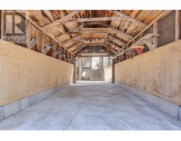 2001 Dundas Street W, Toronto, ON M6R1W7 Photo 31