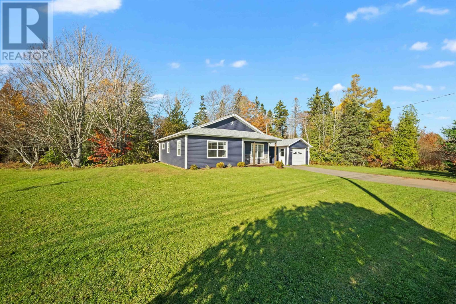 879 Ellerslie photo 2