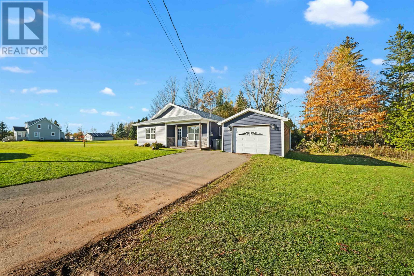 879 Ellerslie photo 3