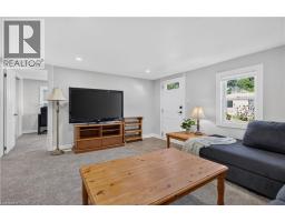 Living room - 60 Division Street, St  Catharines, ON L2R3G6 Photo 6