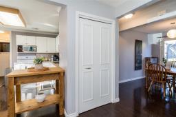 11 Brixford Crescent, Winnipeg, MB R2N1E1 Photo 11