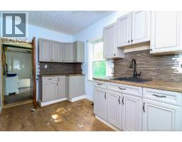 96 Main Street, photo 15