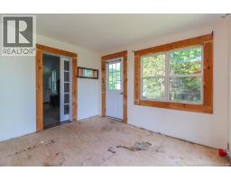 96 Main Street, photo 17