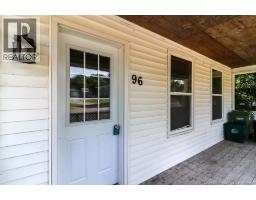 96 Main Street, photo 5