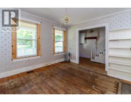 96 Main Street, photo 9