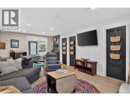 7 Warden Road, photo 10