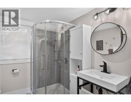 7 Warden Road, photo 14