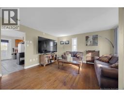 193 King St West, photo 2