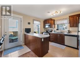 11 Spruce Grove Avenue thumbnail 14