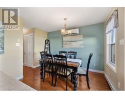 11 Spruce Grove Avenue thumbnail 16