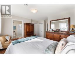 11 Spruce Grove Avenue thumbnail 21