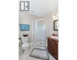 11 Spruce Grove Avenue thumbnail 24