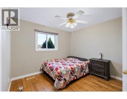 726 Sandison, Windsor, ON N9E4T2 Photo 16