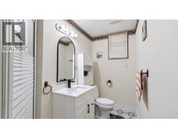 726 Sandison, Windsor, ON N9E4T2 Photo 19