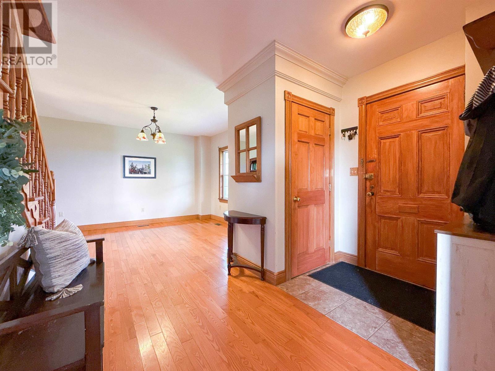 524 Donaldston photo 5