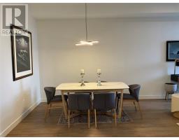 Unit 609 - 39 Rowan Street thumbnail 6