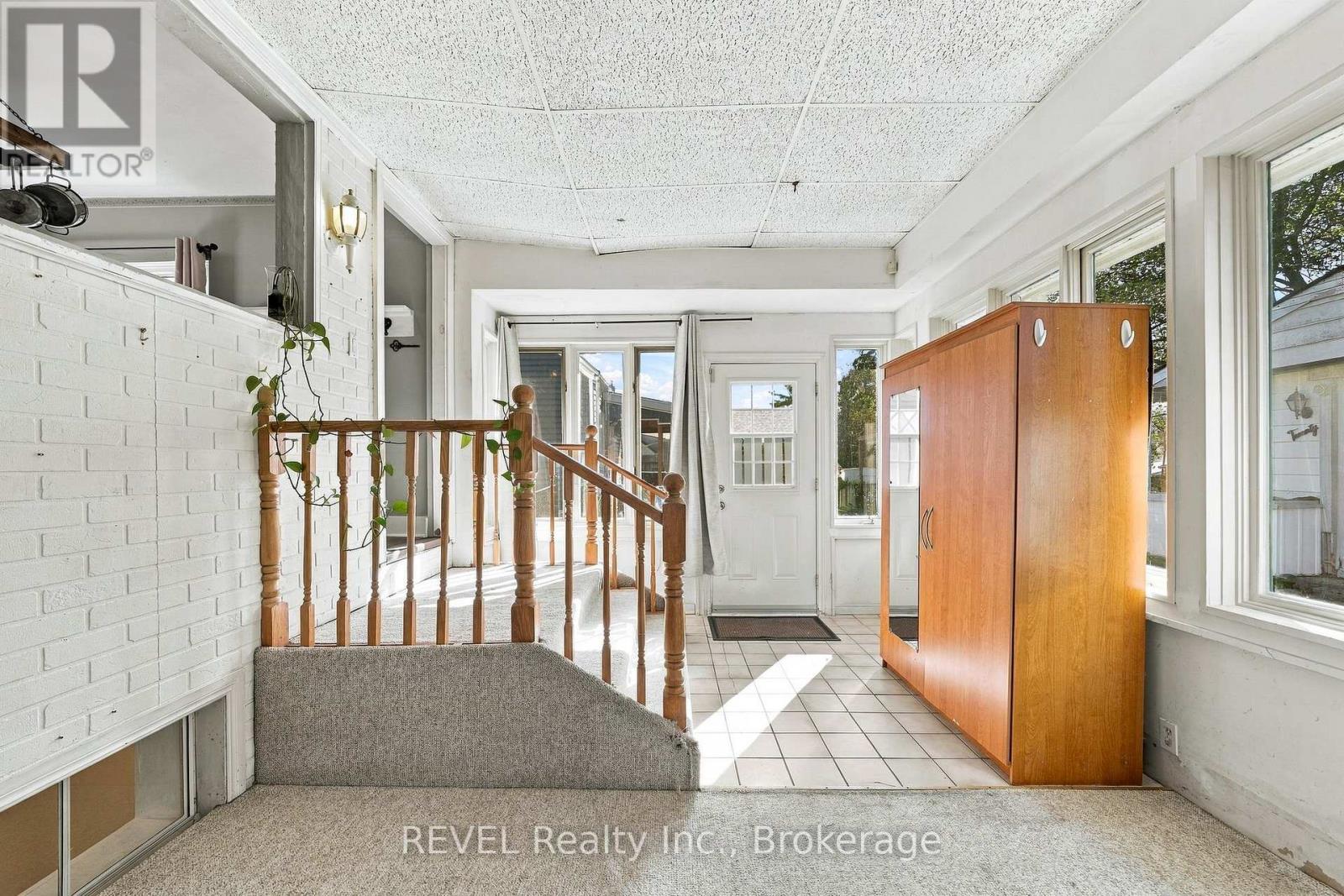 20 Fifth Street, Belleville, ON photo 23
