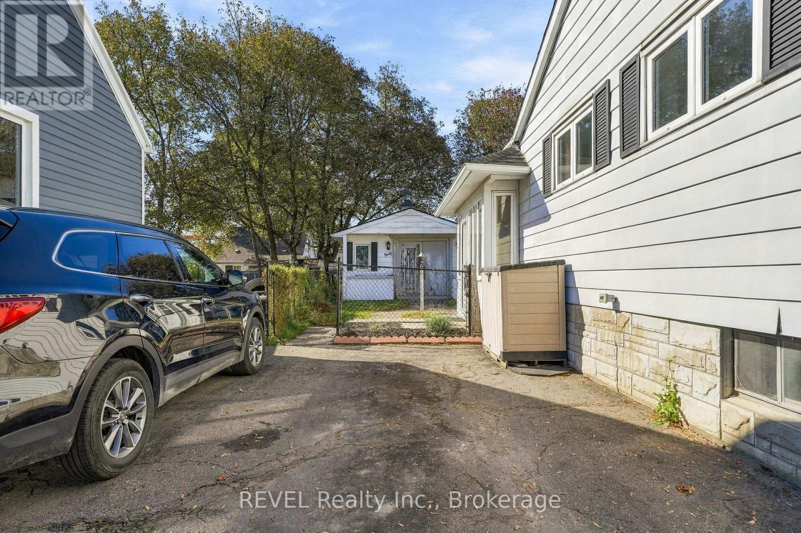 20 Fifth Street, Belleville, ON photo 36