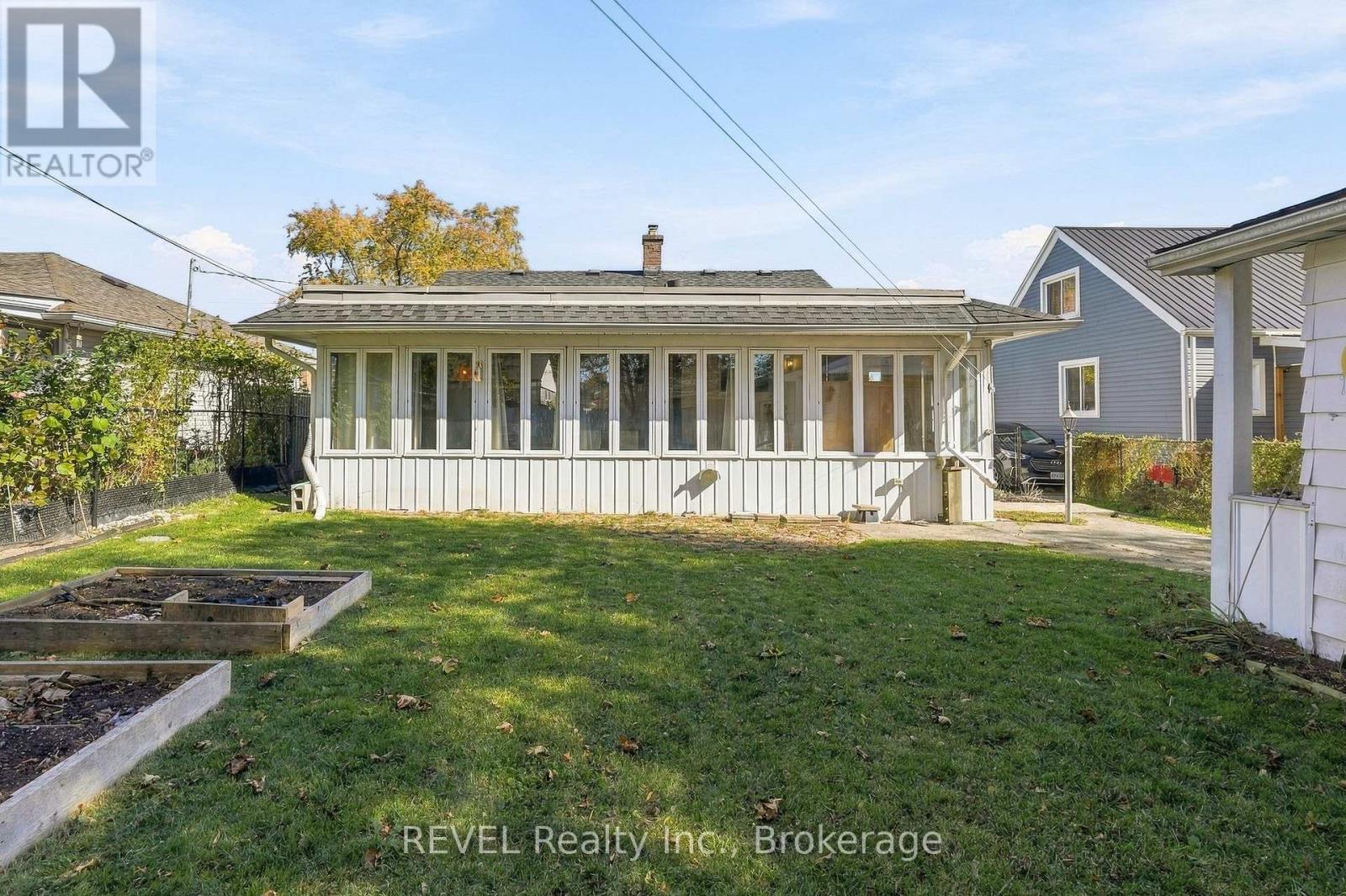 20 Fifth Street, Belleville, ON photo 42