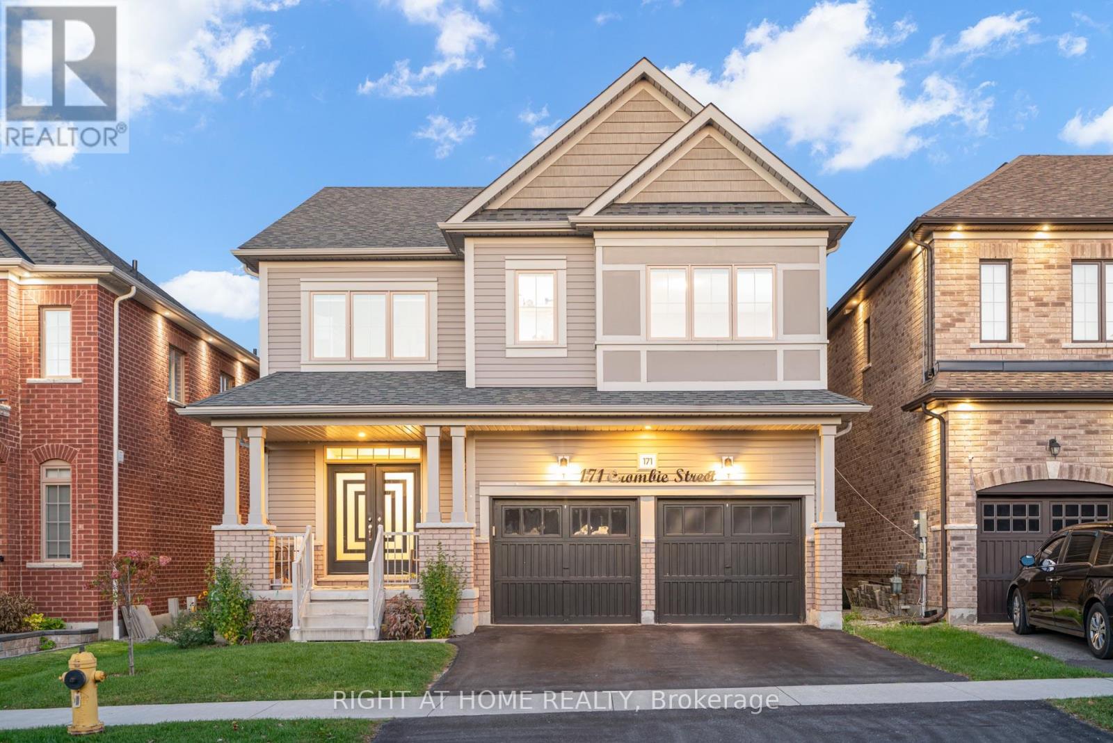171 Crombie Street, Clarington, ON photo 2