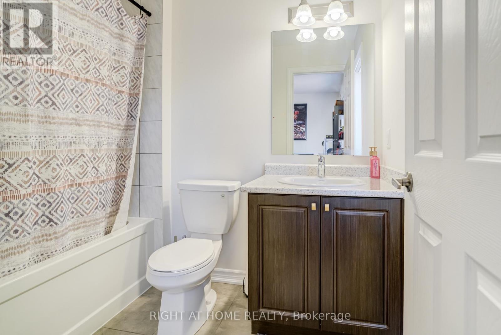 171 Crombie Street, Clarington, ON photo 33