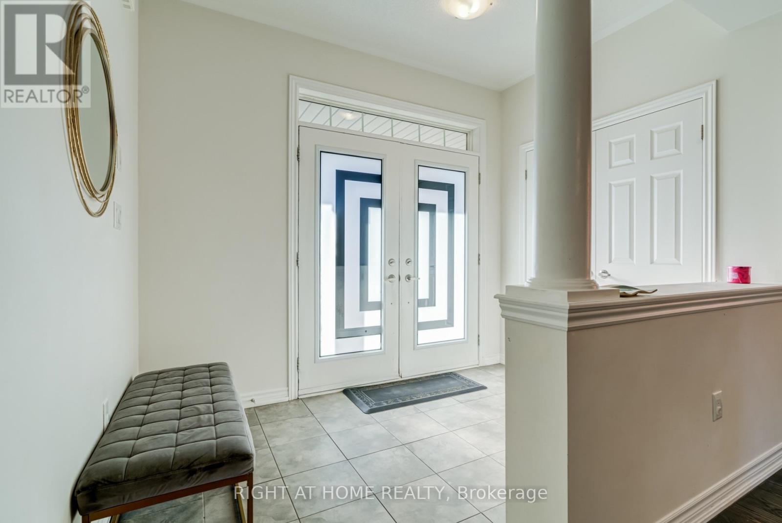 171 Crombie Street, Clarington, ON photo 4
