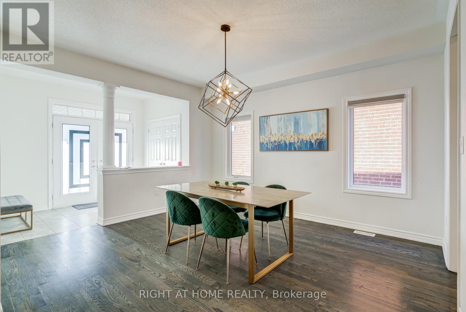 171 Crombie Street, Clarington, ON photo 6
