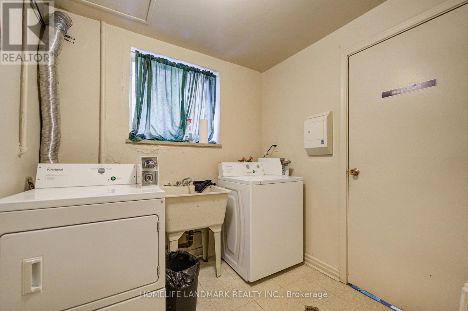 827 Cosburn Avenue, Toronto, ON photo 36