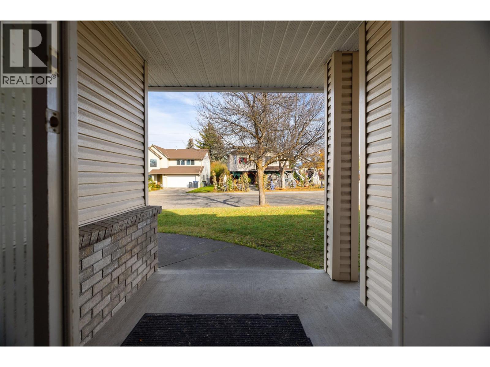 415 Klassen Road - 5