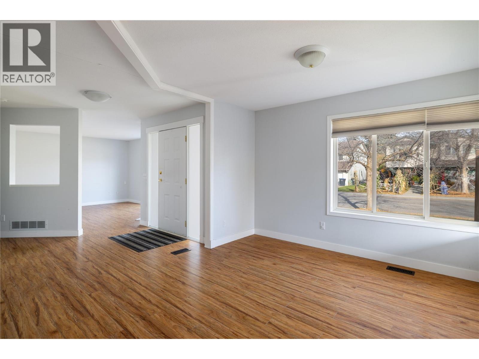  415 Klassen Road, Kelowna