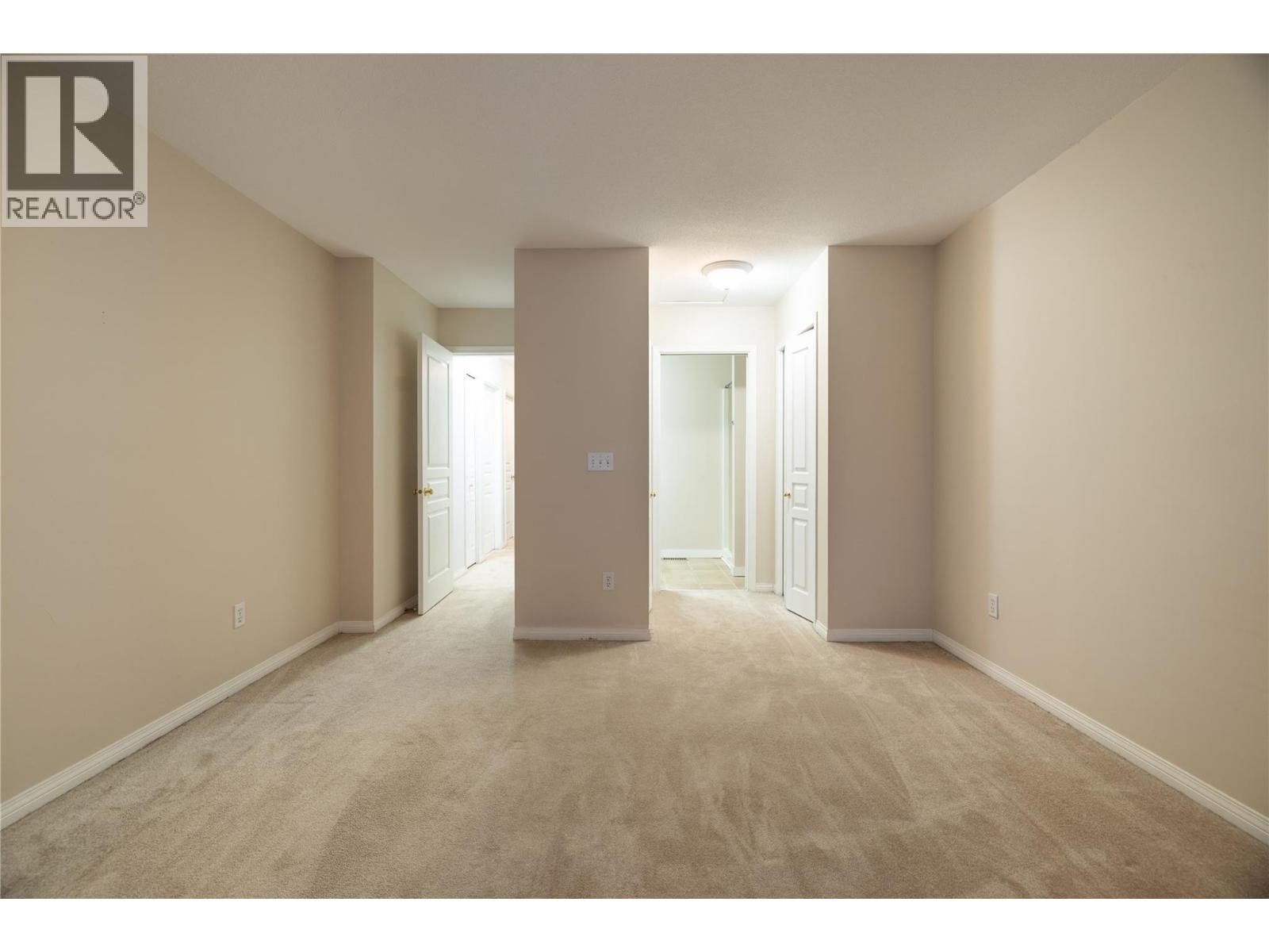 415 Klassen Road - 27