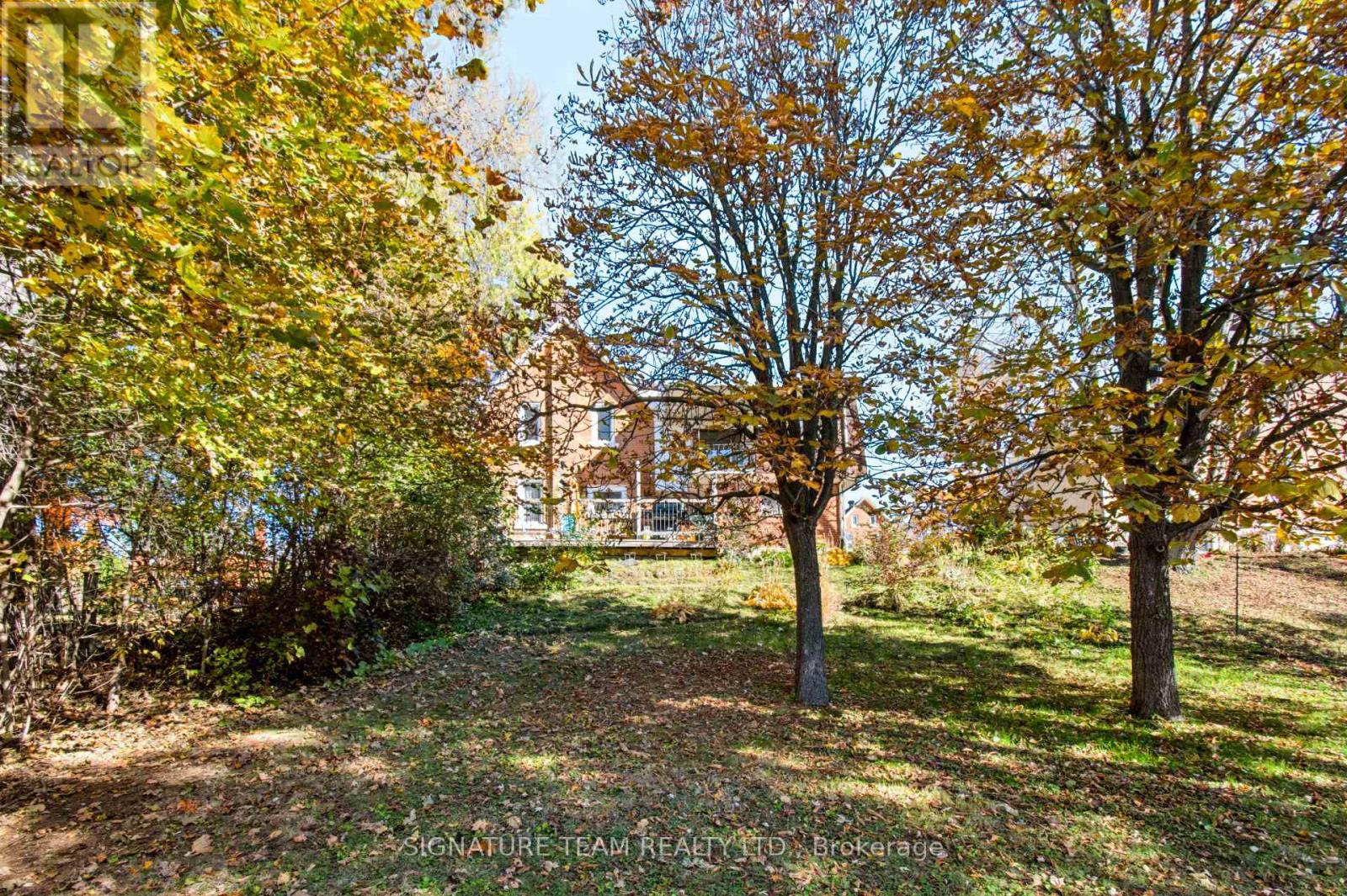 376 CENTRE STREET - 26