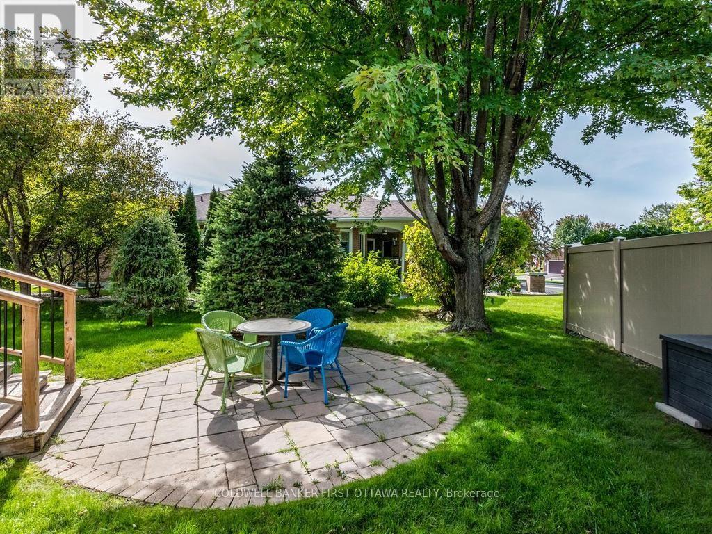Condos for Sale in Ottawa – 57 AMBERLAKES DRIVE, Ottawa – By Peter Sagos - Image 36