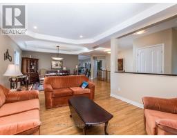 Eating area - 57 Amberlakes Drive, Ottawa, ON K2S2A1 Photo 11
