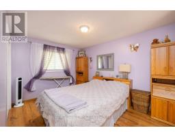 Bedroom - 6564 Charnwood Avenue, Niagara Falls, ON L2H1Y9 Photo 12