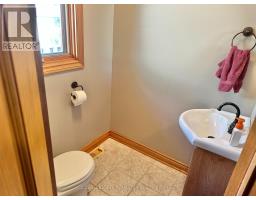 38 Mann Avenue, Norfolk, ON N3Y5J2 Photo 13