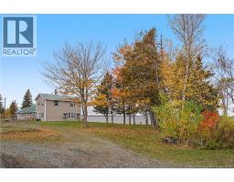 502 Hardwick Road, photo 2