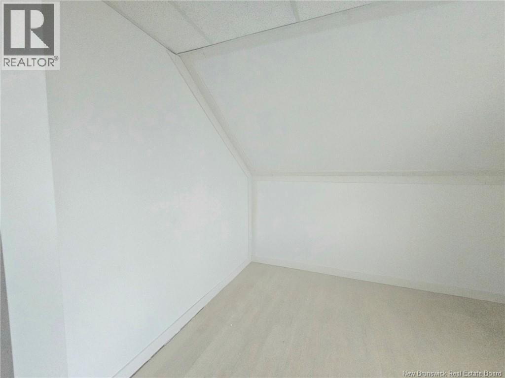 Photo 37 of 45