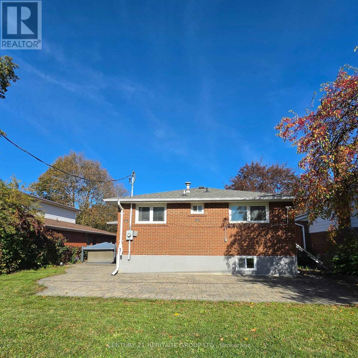 42 FRED VALLEY DRIVE - 45