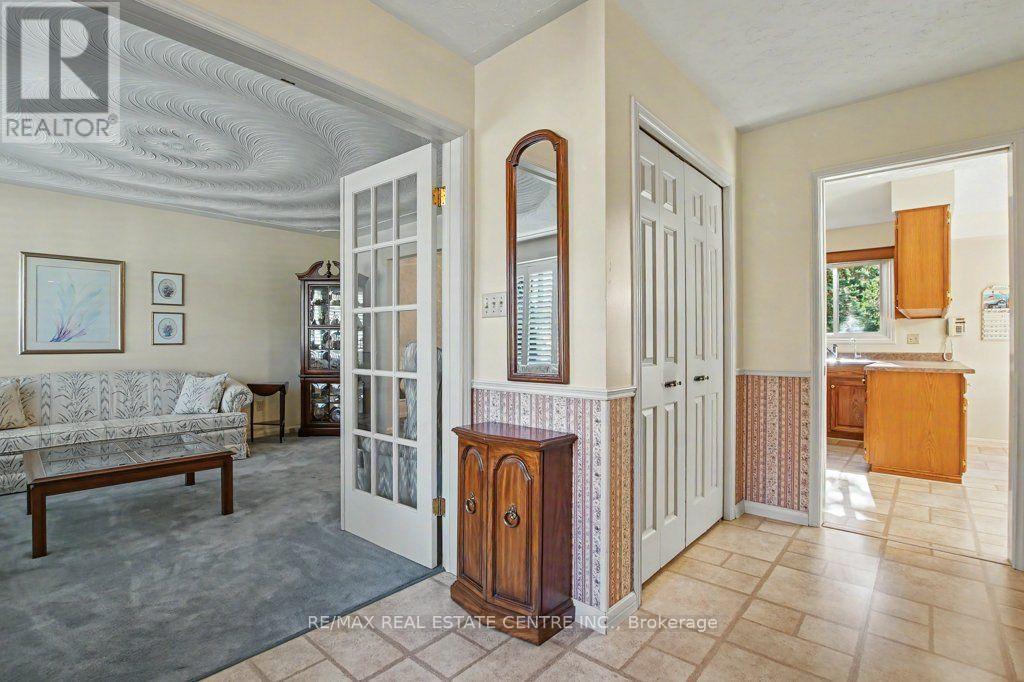 57 TRAILVIEW DRIVE - 6