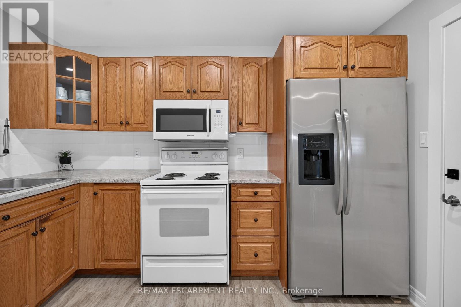 60 Division Street, St. Catharines, ON photo 22