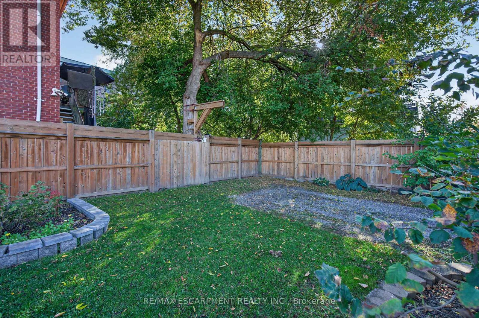60 Division Street, St. Catharines, ON photo 33