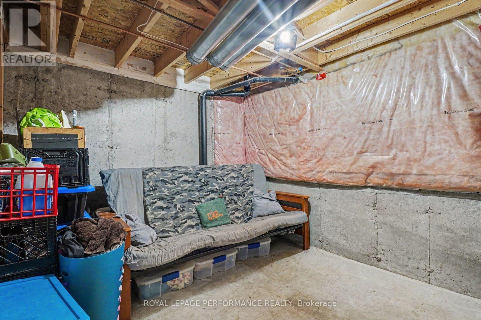 1478 CORSHAM AVENUE - 28