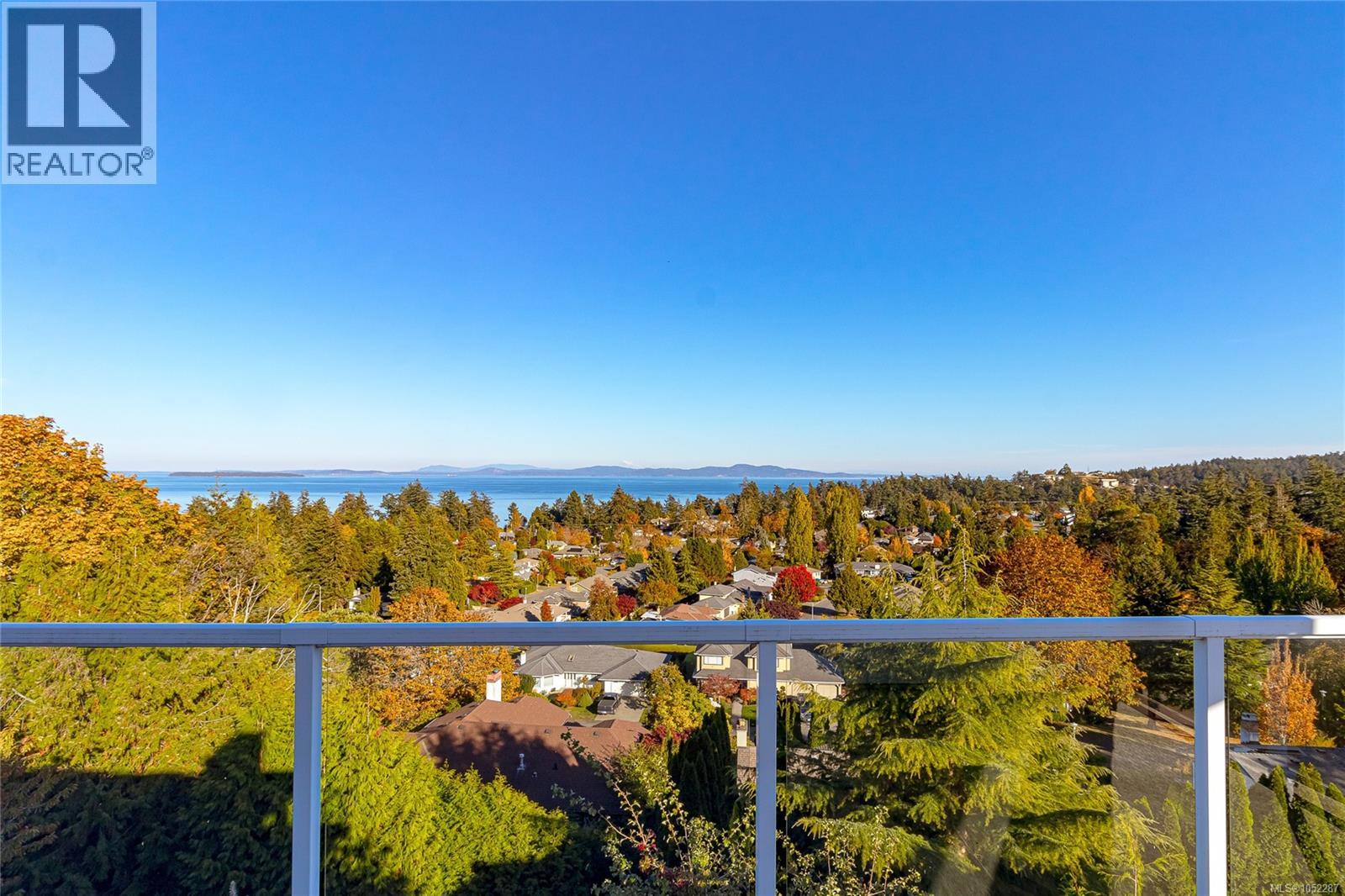  974 Seapearl Place, Saanich