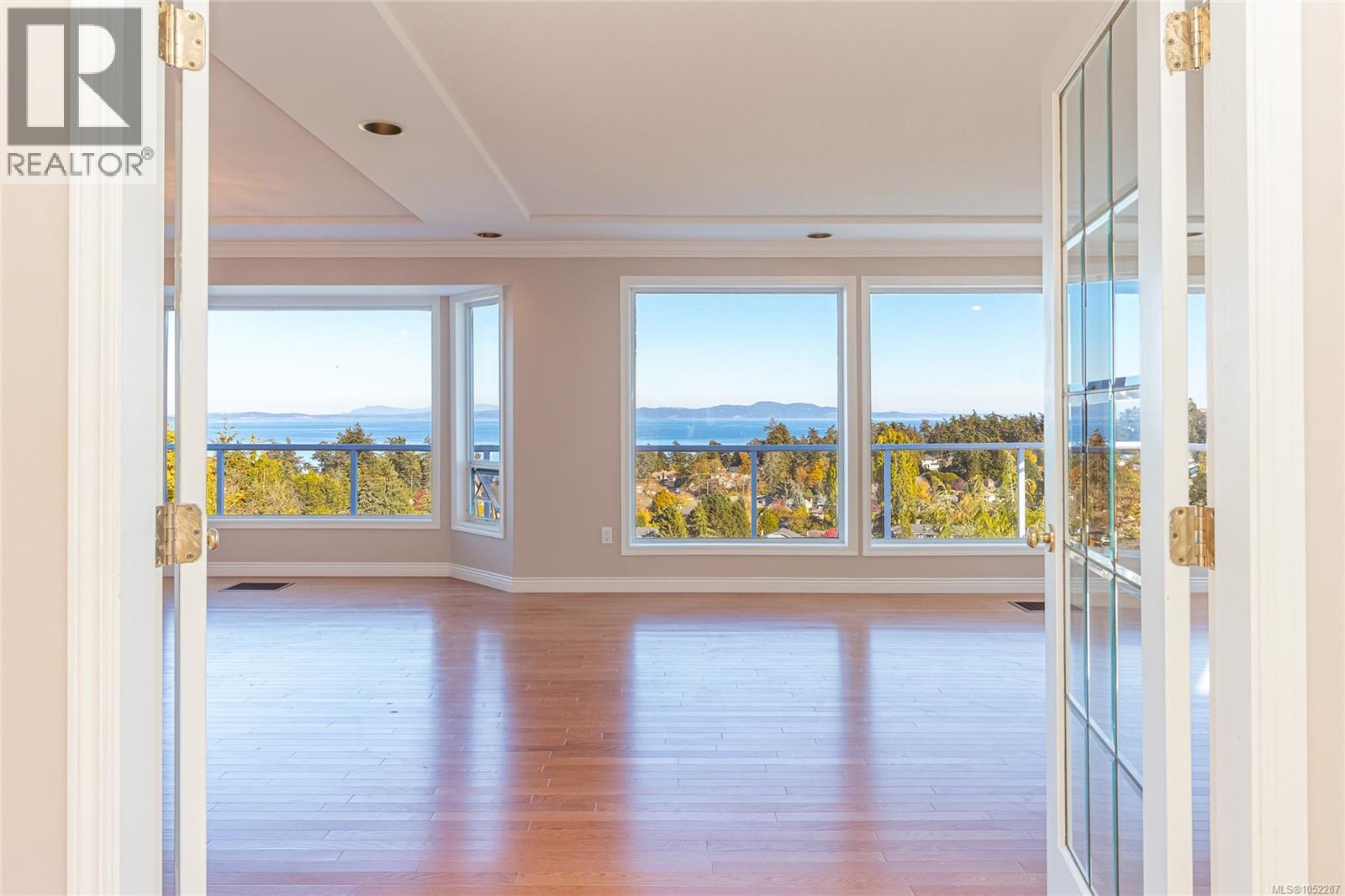  974 Seapearl Place, Saanich